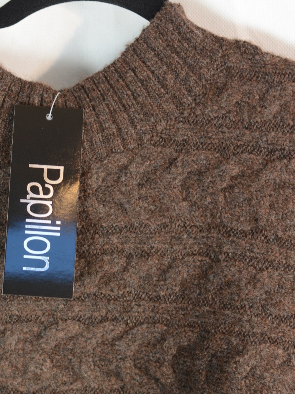 Papillon Brown XXL Sweater NWT